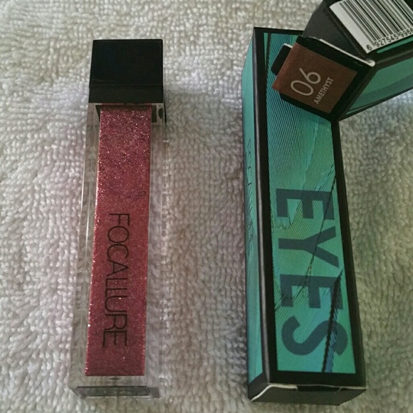 NEW Focallure Glitter Liquid Eyeshadow #06 - Picture 3 of 4